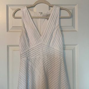 JCREW white dress in great condition. Size 0 but fits like a 2